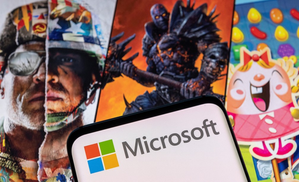 Microsoft avança na compra da gigante dos games Activision Blizzard, criadora de sucessos como 'Call of Duty' e 'Candy Crush' — Foto: Dado Ruvic/Illustration/Reuters