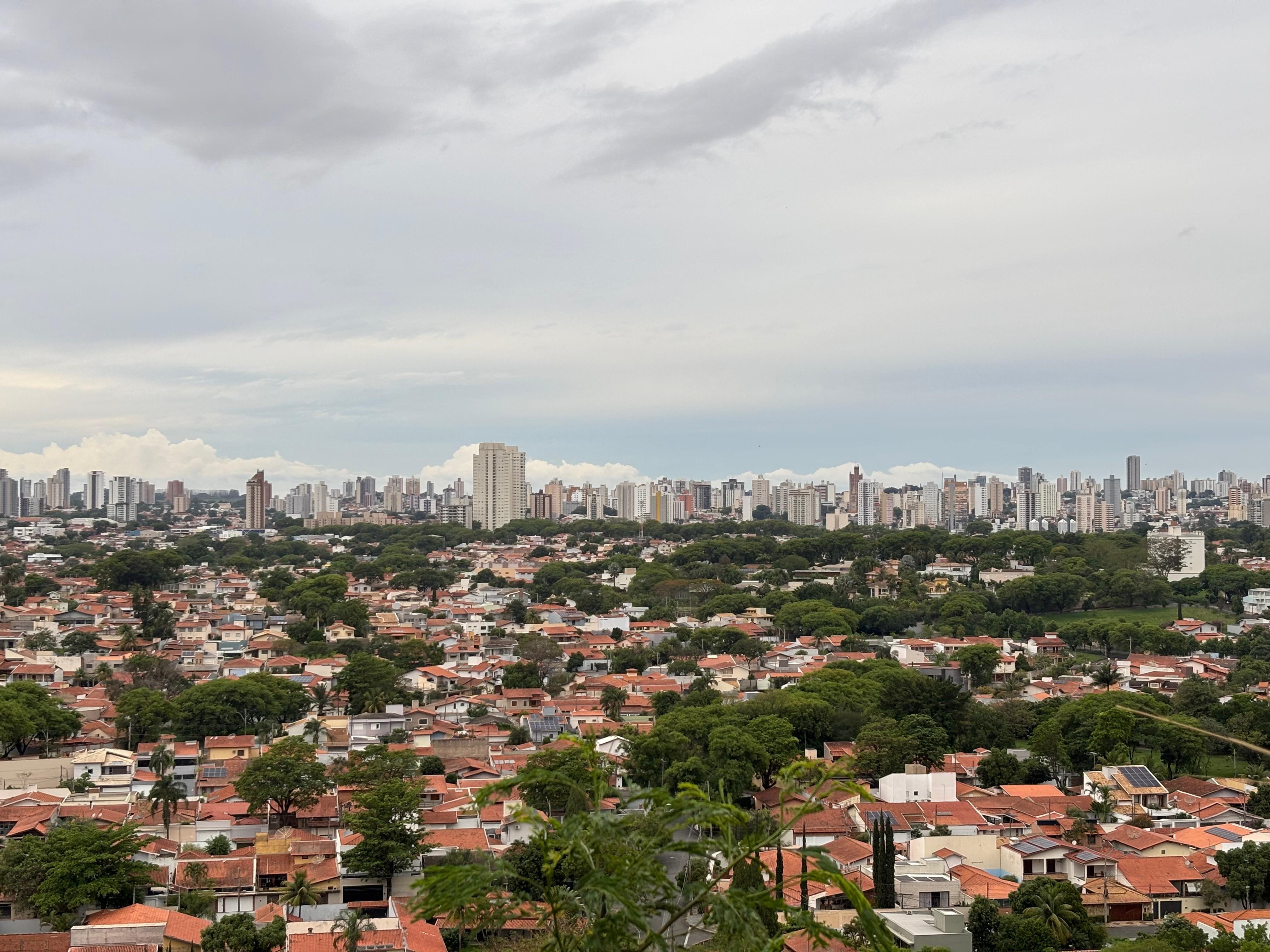 Menos de 100 m², 2 quartos e aluguéis de R$ 2,5 mil: estudo aponta imóveis mais procurados na região de Piracicaba