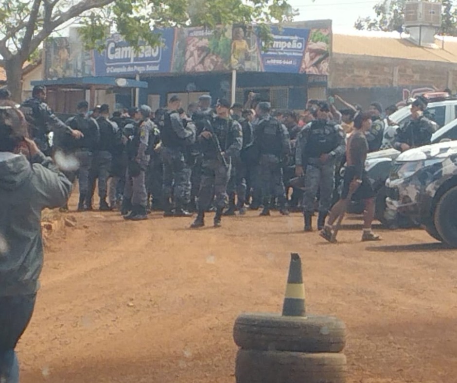 Acidente com morte de indígena causa revolta de comunidade e mobiliza polícia