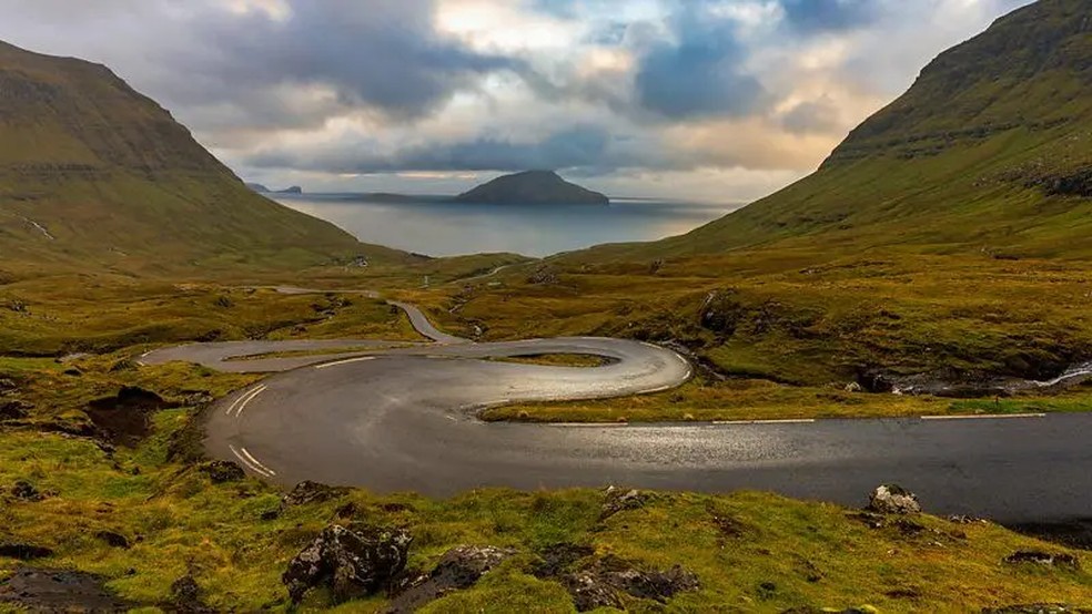 As viagens por terra estão aumentando novamente, com os viajantes buscando liberdade, flexibilidade e baixo custo em suas férias — Foto: Getty Images via BBC