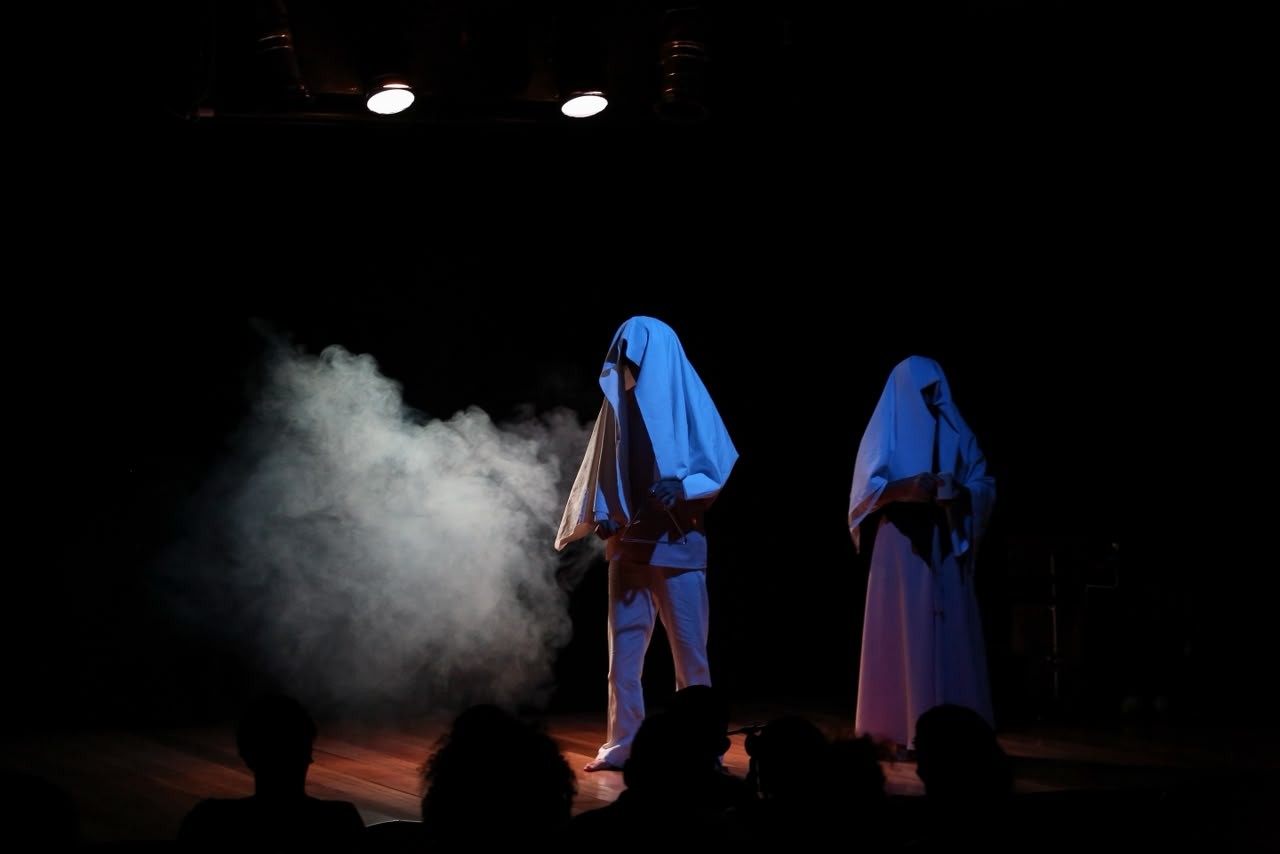 Espetáculo sobre histórias amazônicas inicia circuito pelo oeste do Pará durante o Sairé