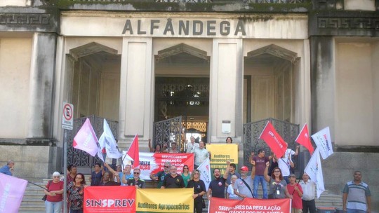 Auditores agropecuários realizam manifestação no Porto de Santos
