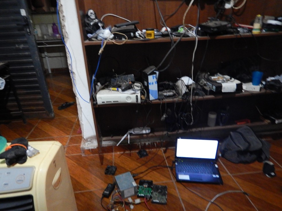 Computador compartilhava as imagens. — Foto: Polícia Federal/Divulgação