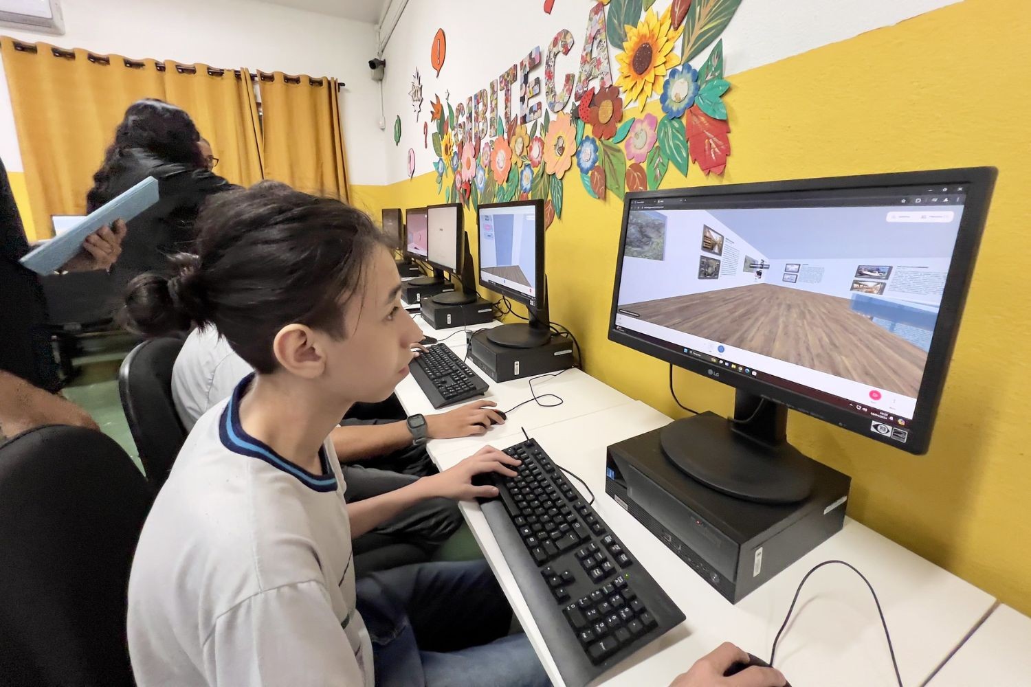 Guarujá, SP, lança biblioteca digital 3D para rede municipal de ensino; entenda a ferramenta
