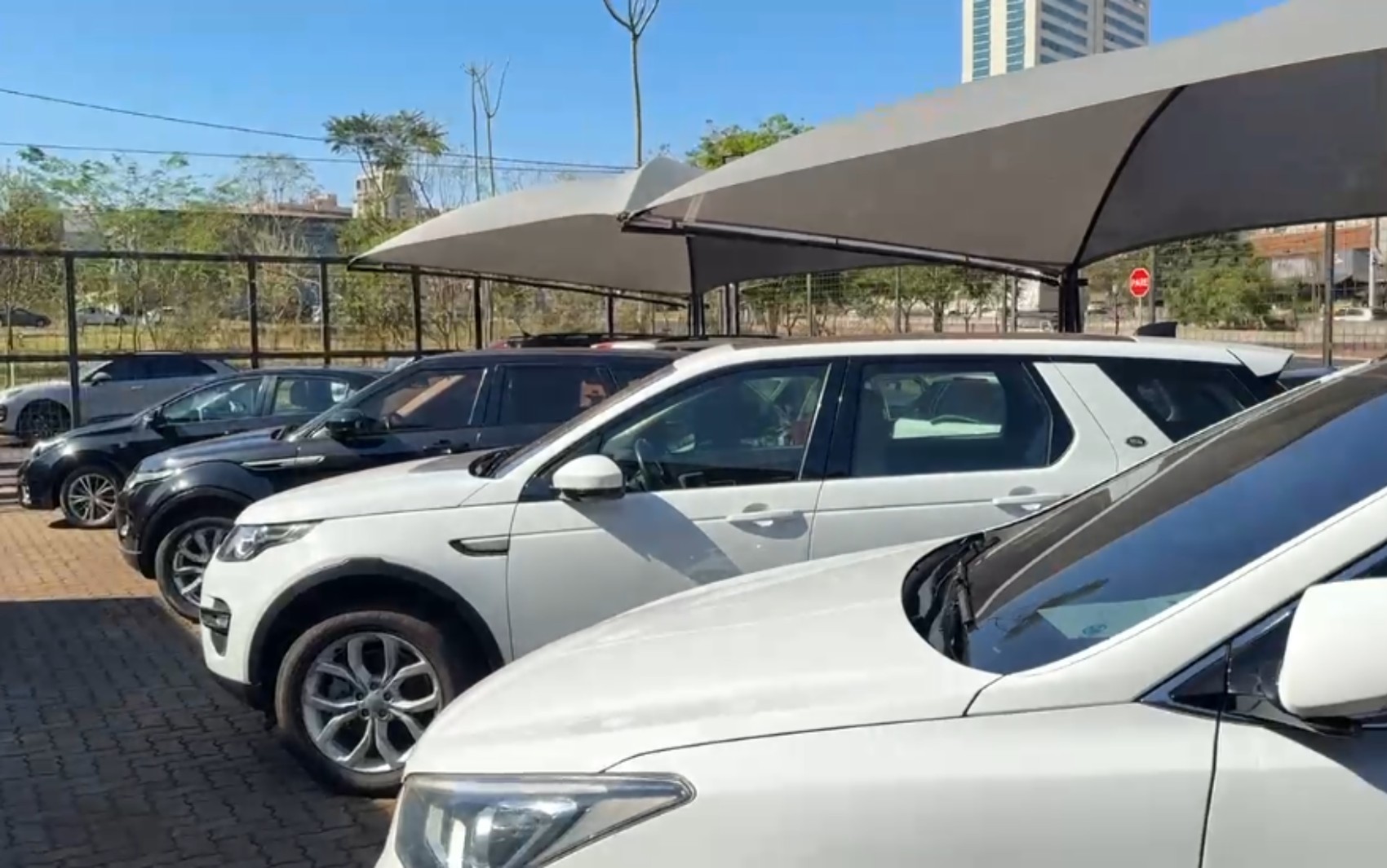 Loja de carros de luxo de Ribeirão Preto, SP, é alvo de operação da Polícia Federal contra lavagem de dinheiro