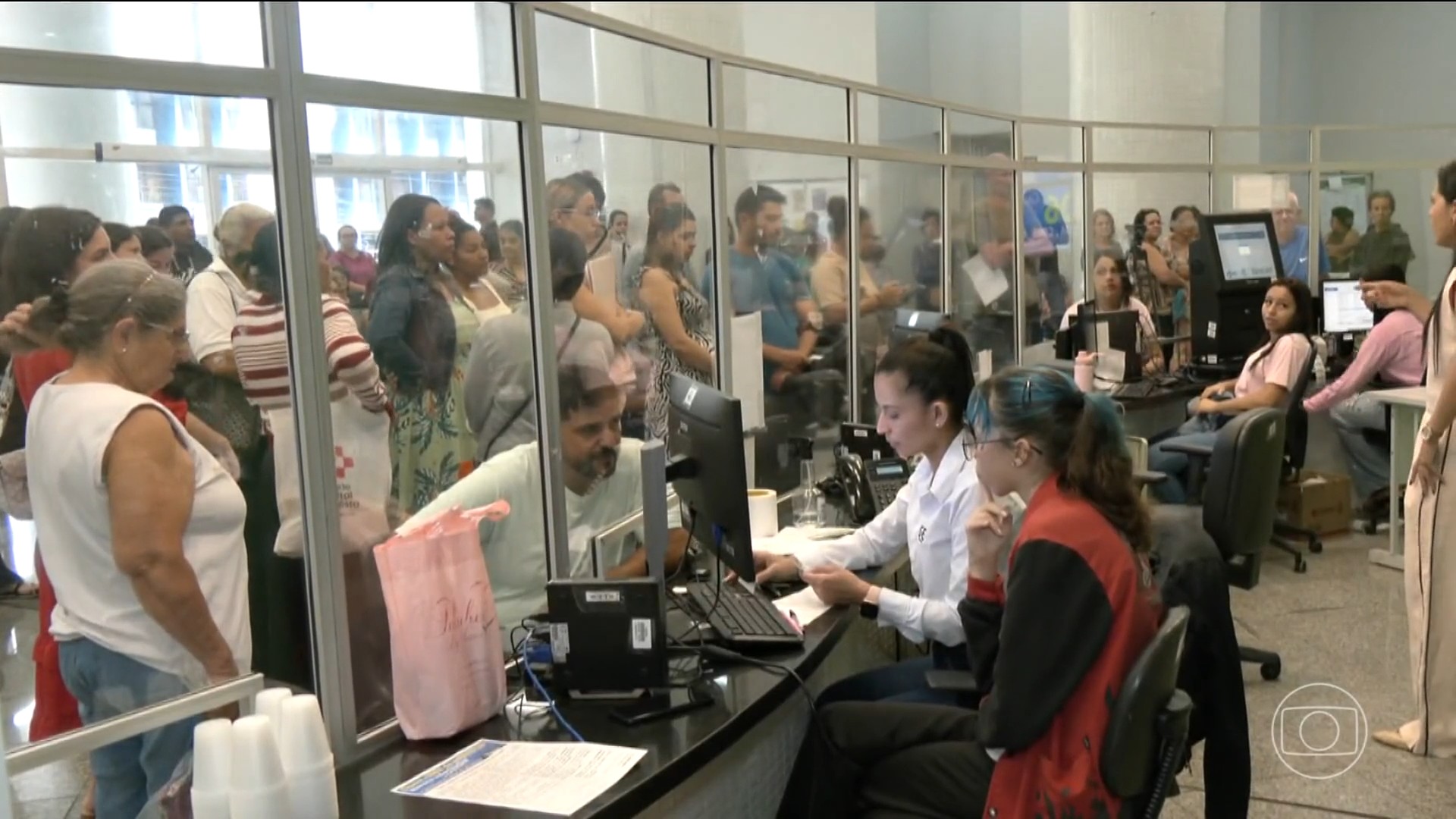 Ministério da Saúde faz mutirão de atendimento para mulheres na fila de espera de atendimento