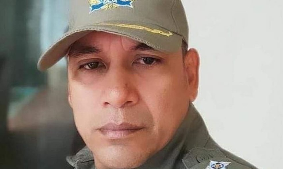 Ex-comandante da PM preso com quase 70 quilos de droga em rodovia do AC segue preso no Bope — Foto: Reprodução