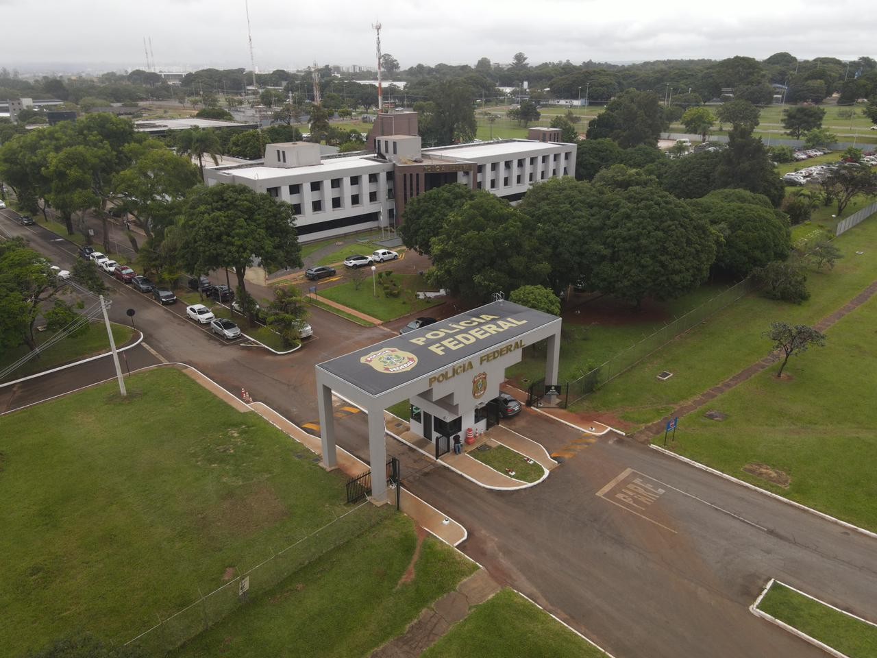 'Sala de Estado' da PF onde Bolsonaro deve ficar detido tem cama e banheiro privativo; veja detalhes