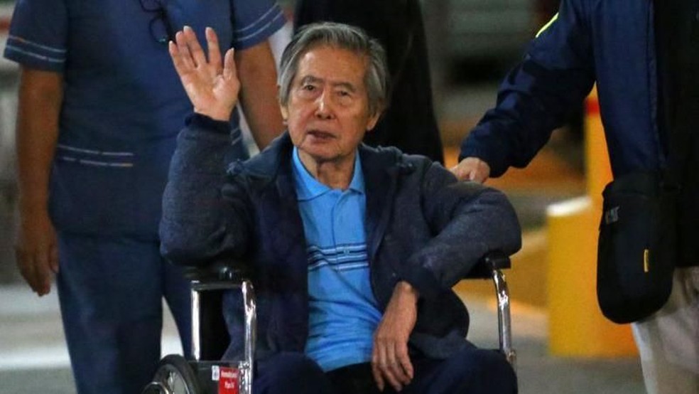 Fujimori teve que voltar à prisão depois da anulação do perdão concedido por Pedro Pablo Kuzcynski em 2017 — Foto: AFP