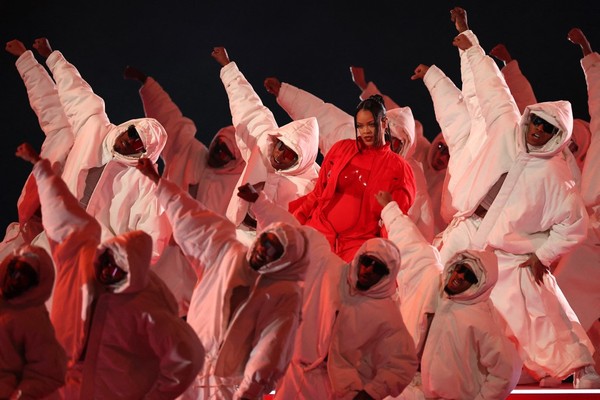 O Super Bowl está de volta. Rihanna lidera a chuva de estrelas do futebol  americano - Renascença