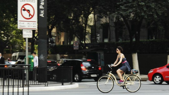 Pedalar no dia a dia está associado a até 40% menos risco de demência, indica estudo - Pesquisa com quase 500 mil pessoas indica que deslocamentos ativos de bicicleta estão associados a menor risco de Alzheimer e outras formas de declínio cerebral.