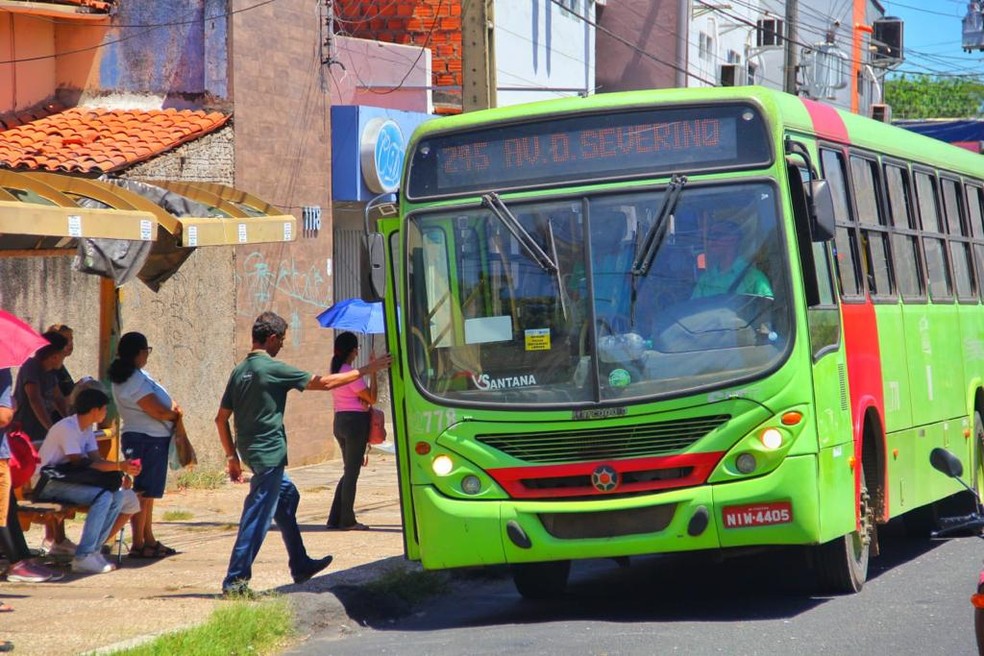ENEM: Ônibus com rotas especiais em Conquista