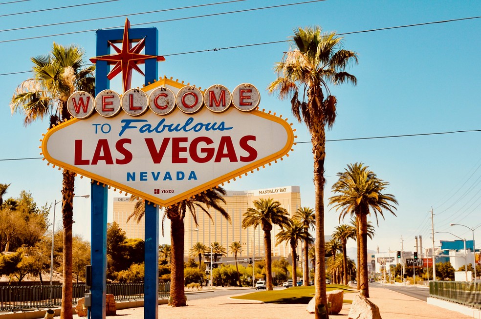 Placa Welcome to fabulous Las Vegas, Nevada — Foto: Grant Cai/Unsplash