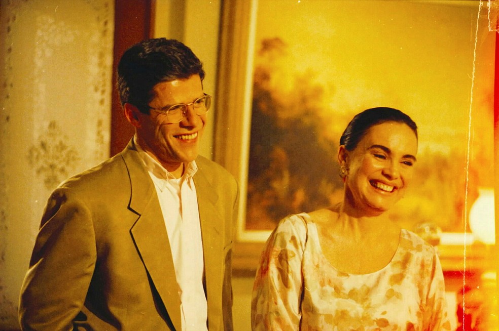 Em 'História de Amor', José Mayer, Regina Duarte e Carolina Ferraz viveram triângulo amoroso — Foto: Bazilio Calazans/Acervo Globo