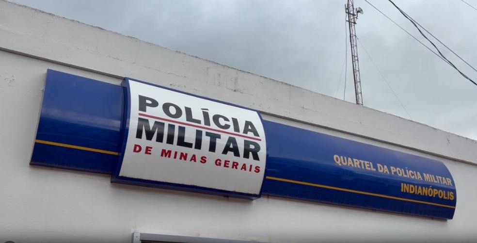 Prisão de homem e mulher foi feita pela PM de Indianópolis — Foto: Reprodução/TV Integração