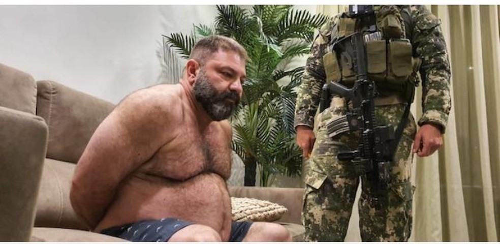 Levi foi preso em casa, em Assunção — Foto: Secretaria Nacional Antidrogas do Paraguai/Divulgação