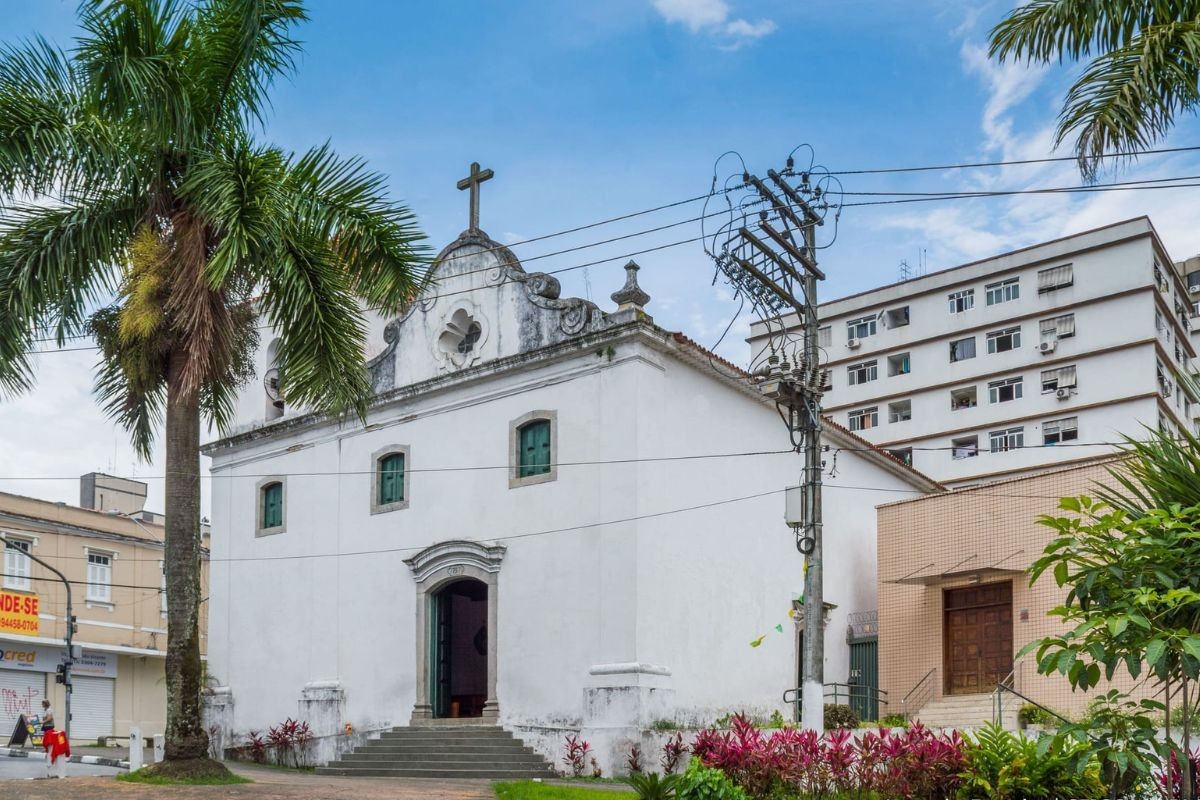 MP-SP pede anulação de lei em São Vicente que reconhece Cristianismo como manifestação cultural