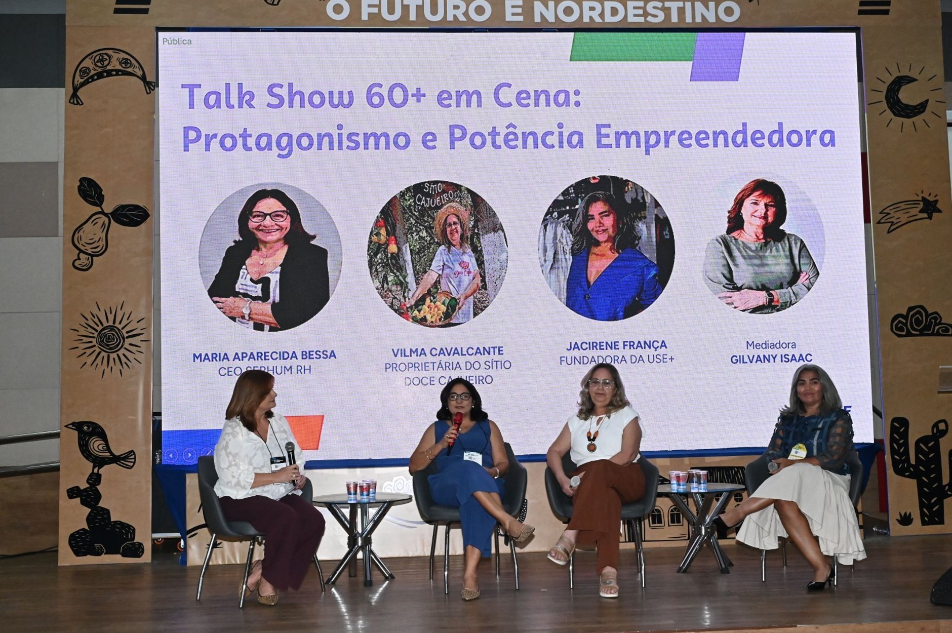 Palestra inspiradora de Roberta Miranda encerra a Feira do Empreendedor