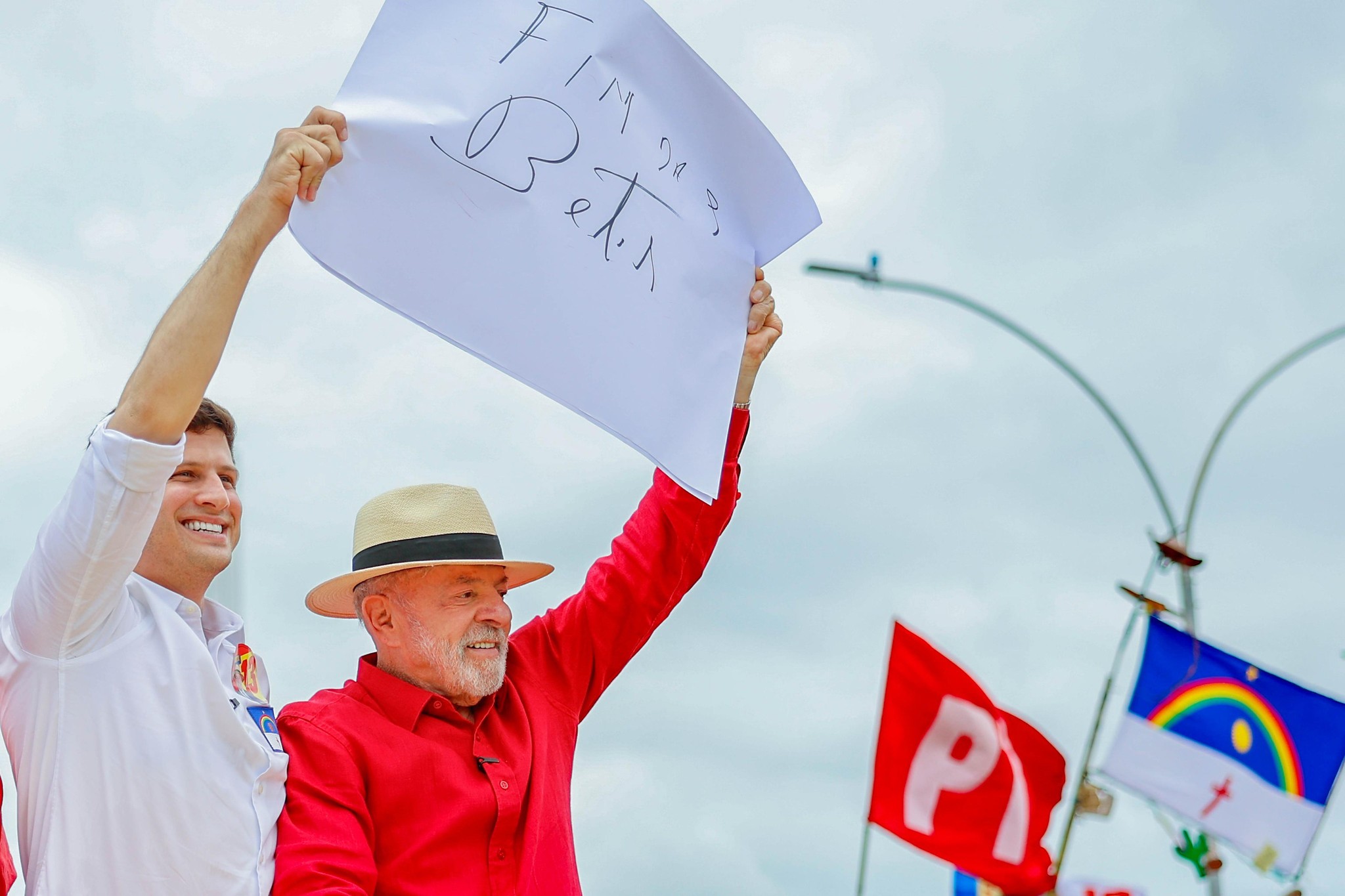 Governo tem reunião com clubes nesta semana para discutir impactos da proibição das bets