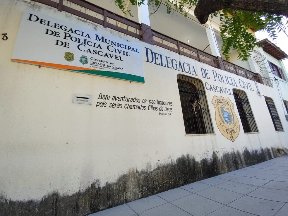 Polícia Civil prende professor condenado por estuprar aluna na cidade de Cascavel. — Foto: Marcelo Monteiro/g1 CE