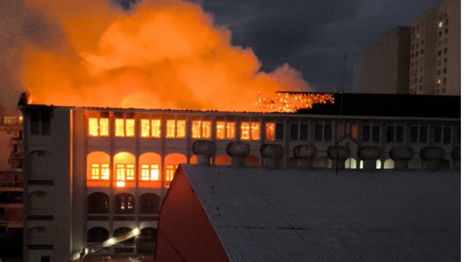 Colégio que pegou fogo em Santa Maria fica a poucos metros de onde era Boate Kiss e é um dos mais antigos da cidade 