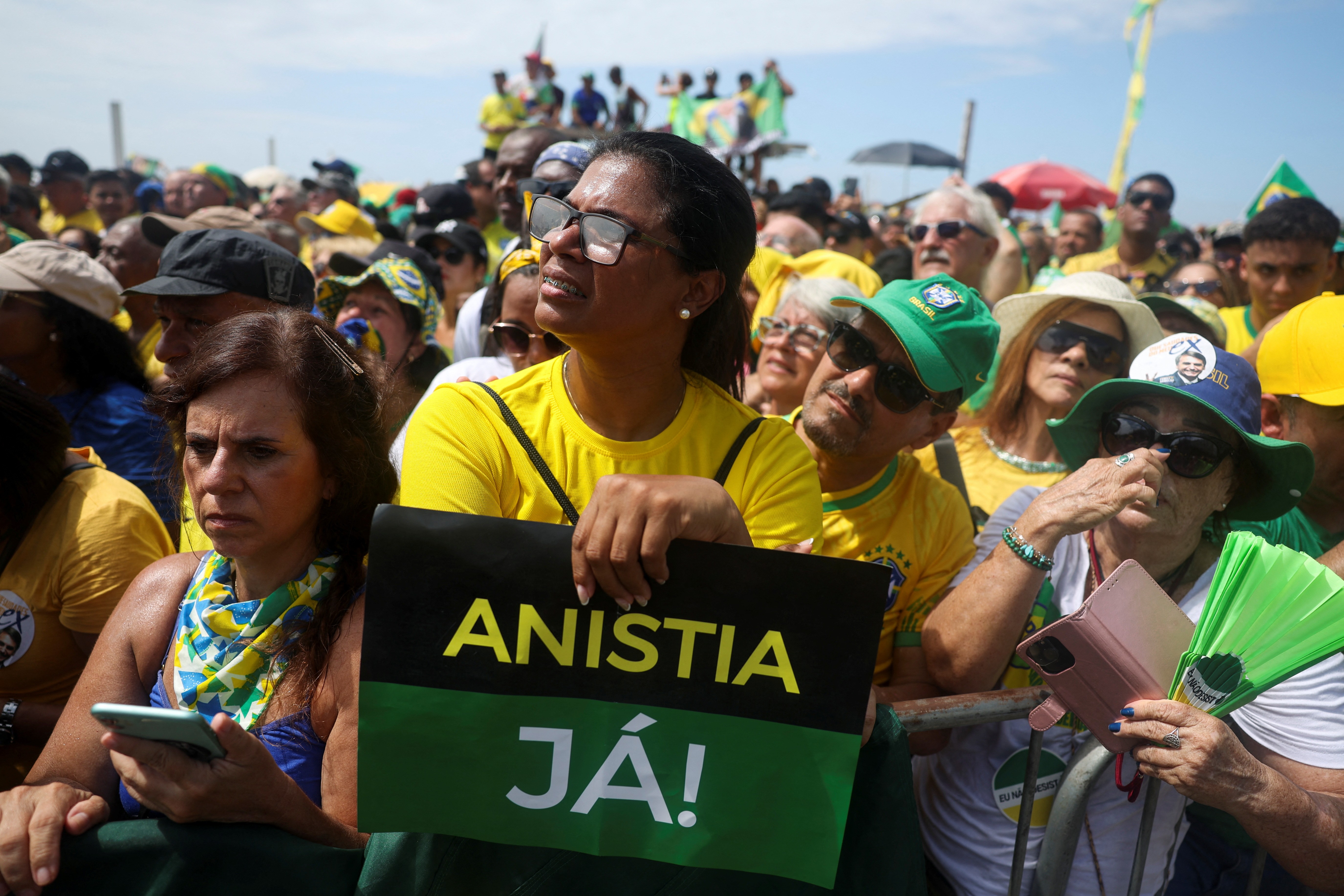 Com ato no Rio, Bolsonaro tenta se manter politicamente ‘vivo’ às vésperas de julgamento no STF que pode torná-lo réu