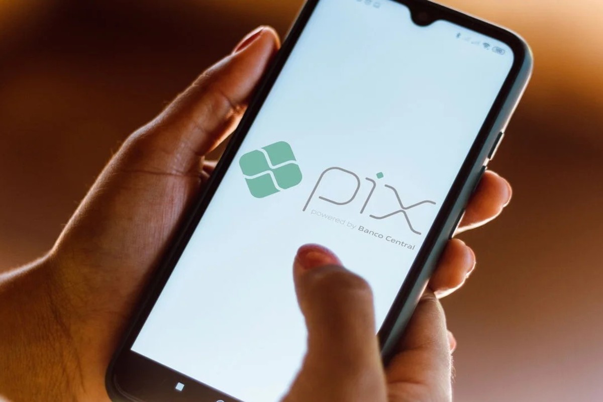 Golpe do Pix: Justiça determina indenização de R$ 35 mil a idosa que teve a conta hackeada