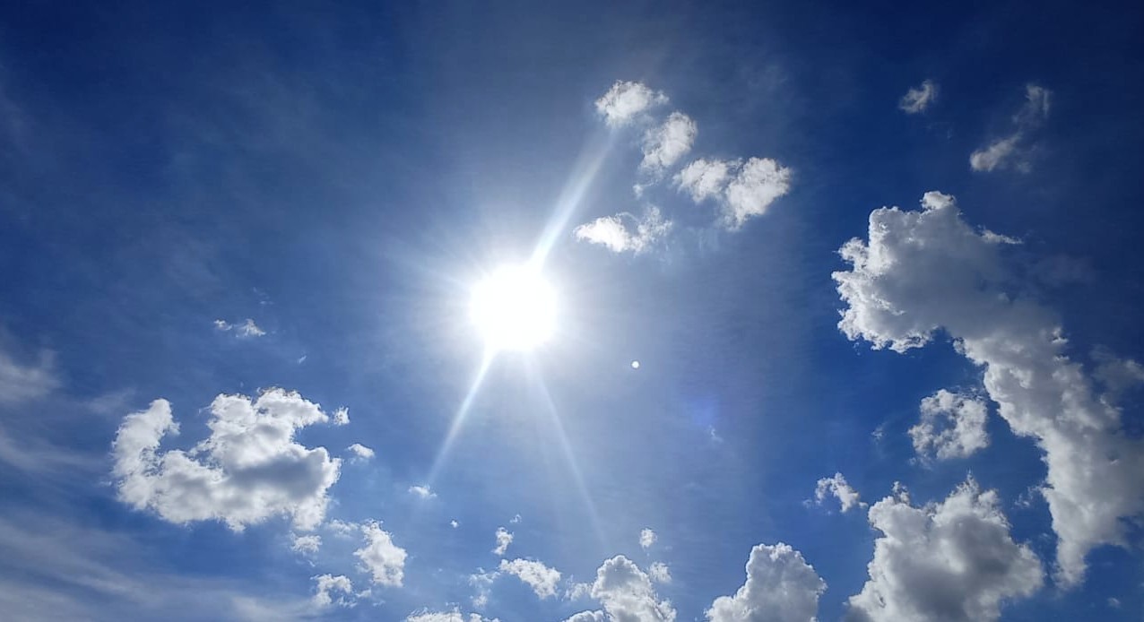 Calor intenso marca o Natal em MS, com chance de chuva isolada