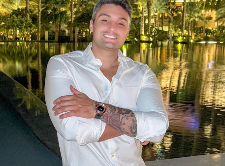 Influenciador suspeito de desviar R$ 146 milhões via PIX é preso durante fuga no Panamá 