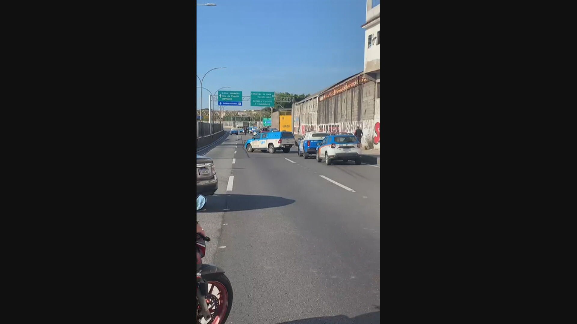 Linha Amarela é fechada após confronto entre bandidos e policiais 