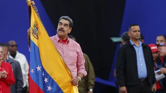 EUA dizem que Maduro lidera suposto cartel de drogas que será declarado terrorista
