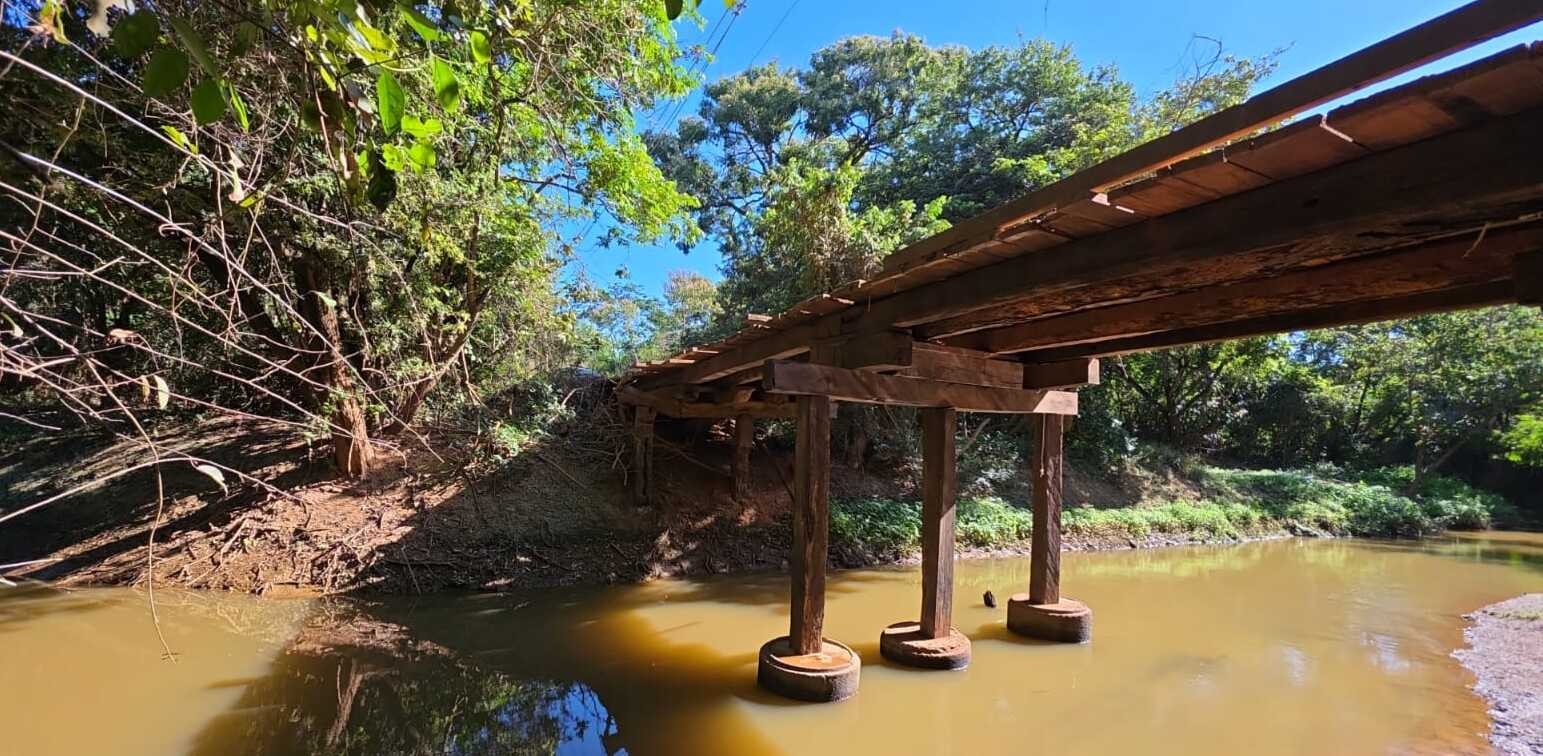 Ponte entre Montes Claros e Capitão Enéas é interditada