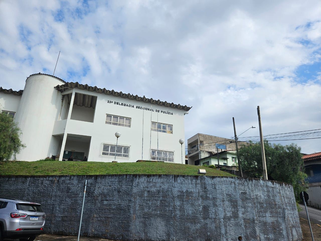 Homem é preso por suspeita de tentar matar a própria filha de 2 anos em Extrema, MG | G1