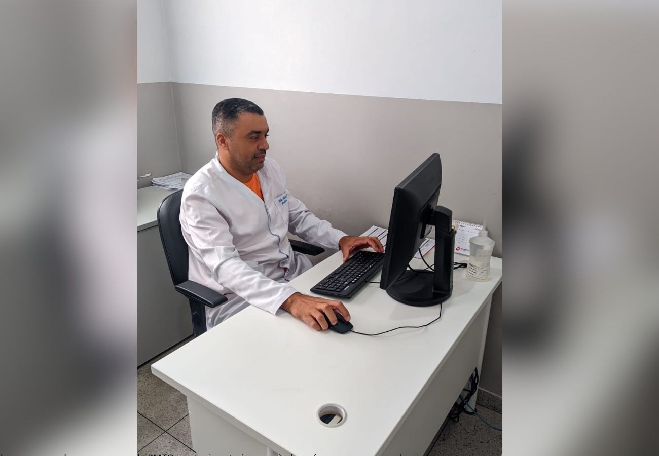 Ex-detento que cursa medicina aguarda por transferência de universidade federal há oito meses