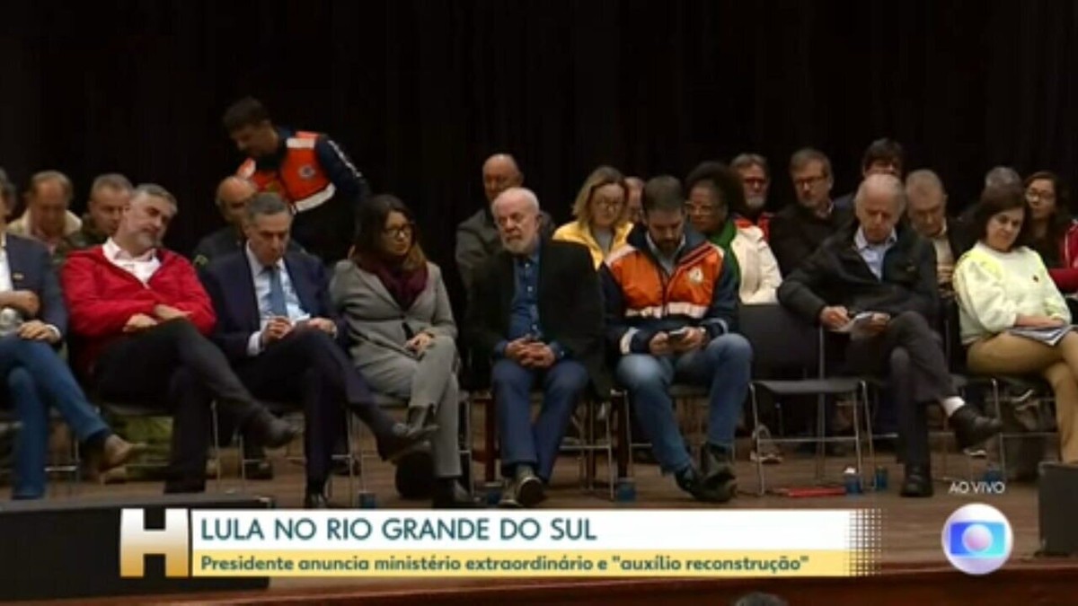 Lula elogia voluntariado e cuidado com animais no RS, e critica 'nojeira das fake news': 'Serão banidos da política'