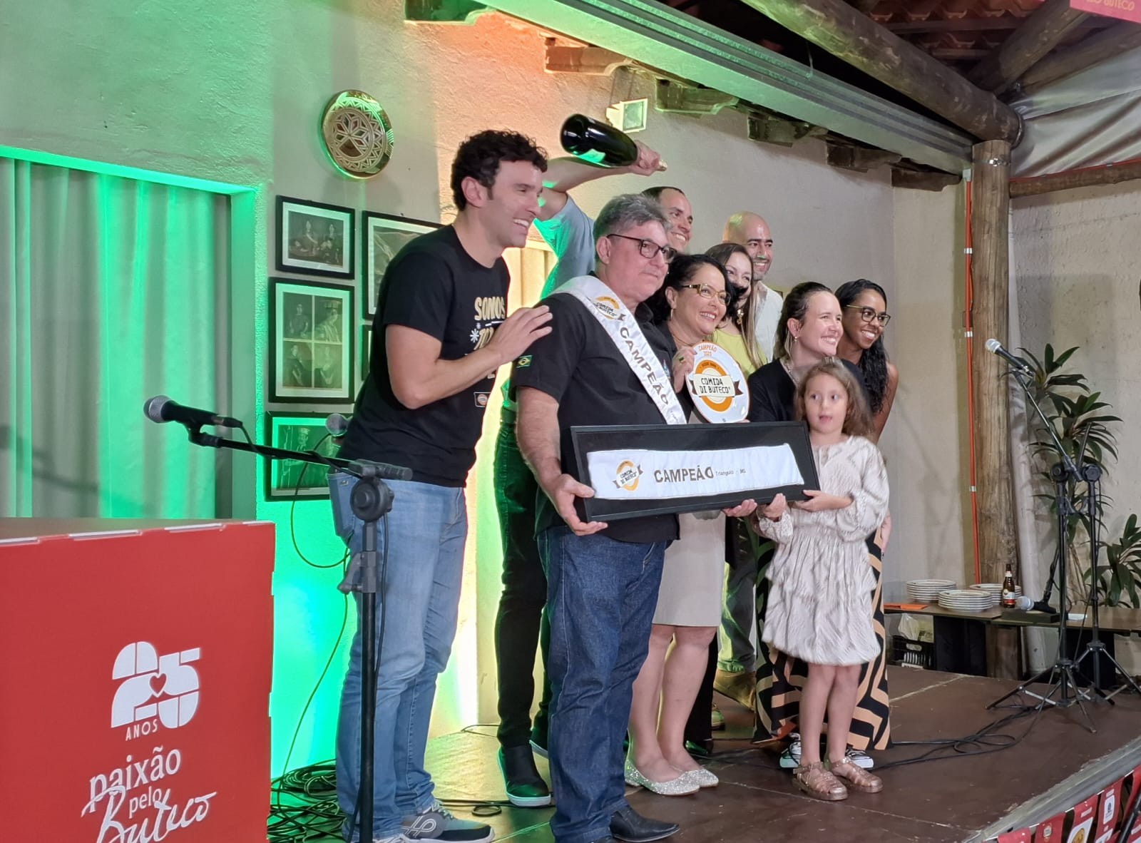 Comida di Buteco 2025: Bar do Carlinho, de Uberlândia, é tetracampeão do circuito Triângulo Mineiro com Bolinho Sabor Agreste