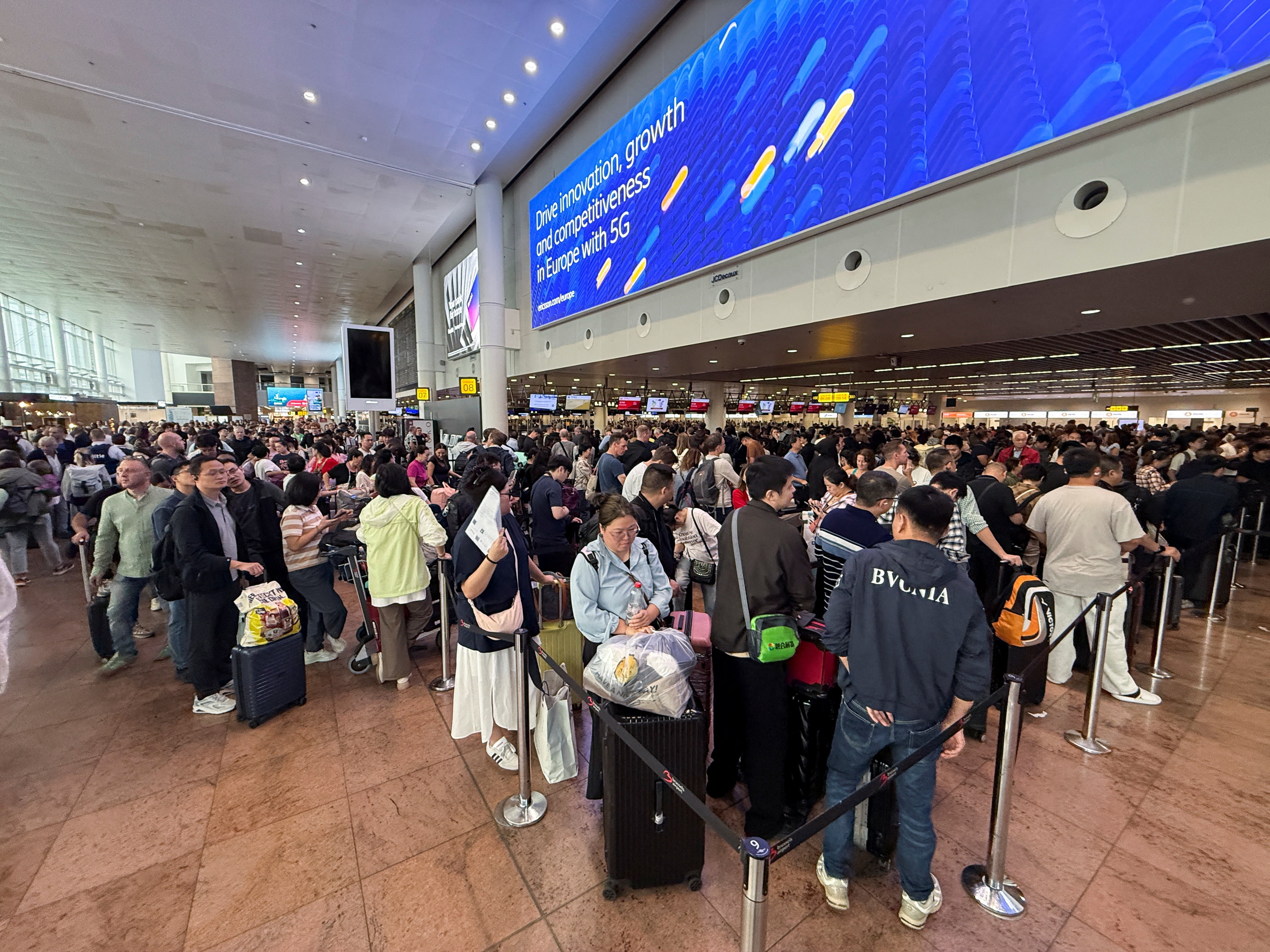 Ataque cibernético afeta operações em aeroportos europeus