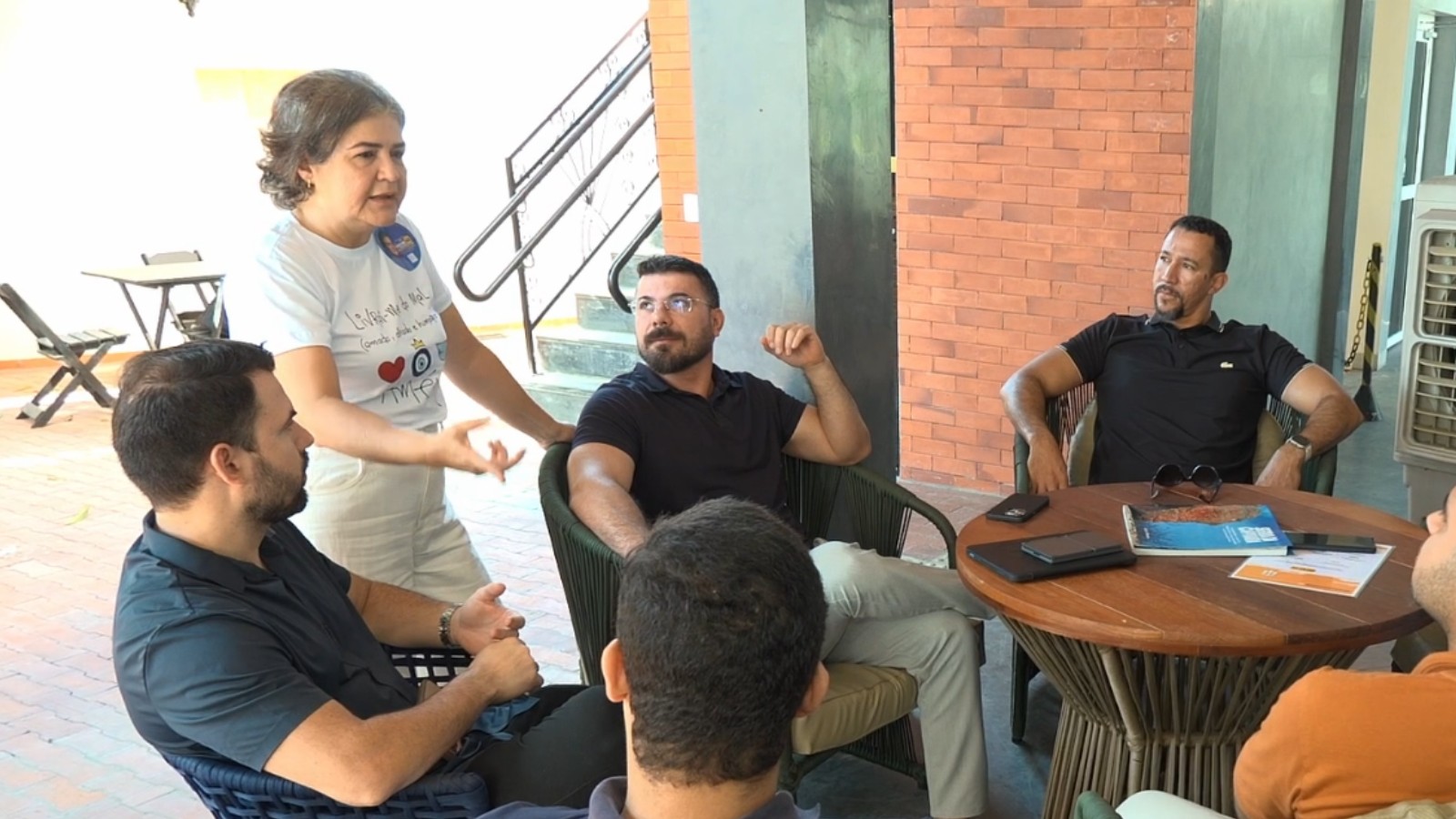 Dra. Lúcia Santos propõe diálogo com dentistas para melhorar políticas de saúde bucal no Piauí