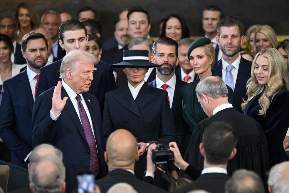Posse de Trump: veja FOTOS e VÍDEOS da cerimônia nos EUA | Mundo | G1