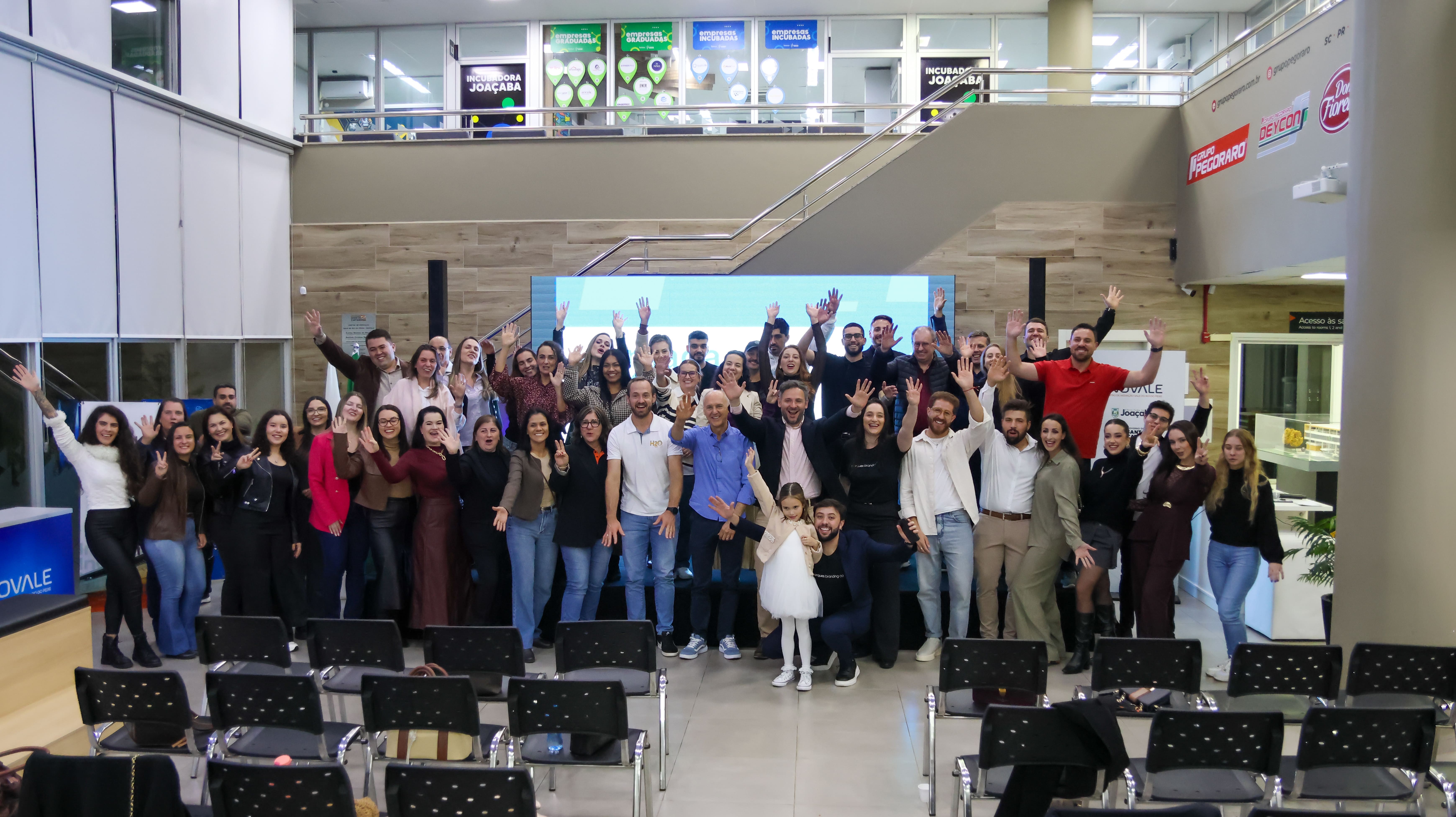 Do celular ao mercado: programa forma influenciadores digitais no Meio-Oeste de SC