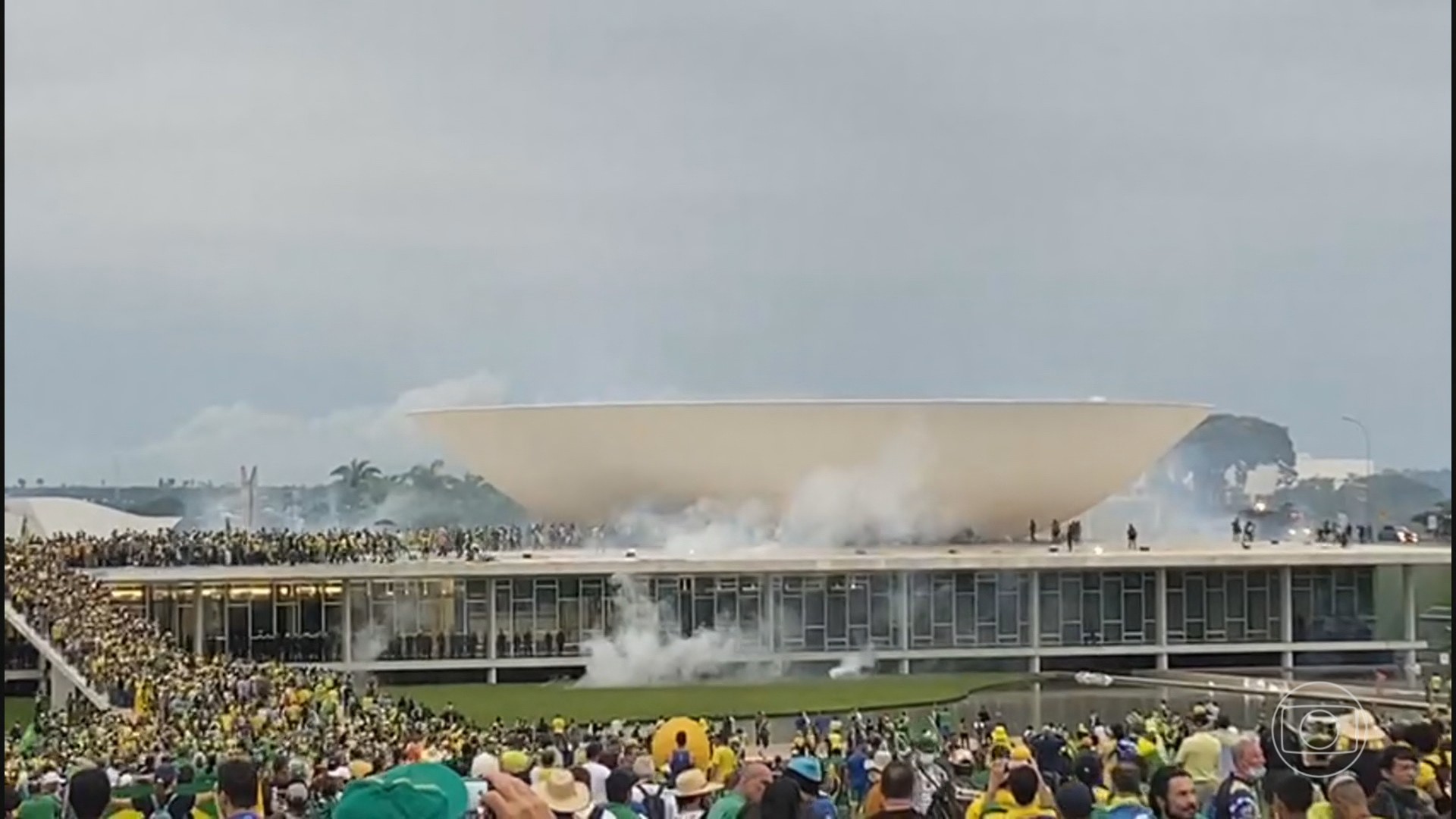 O que acontece com Bolsonaro e outros condenados por atos golpistas se veto de Lula a PL da Dosimetria for derrubado