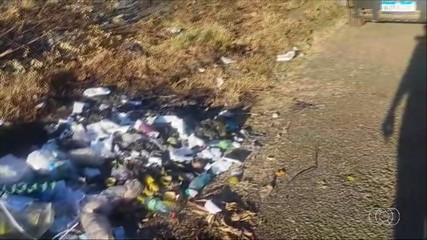 População de Porto Nacional sofre com vândalos que colocam fogo em contêineres de lixo