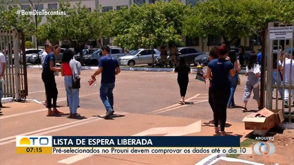 Prouni: pré-selecionados em lista de espera têm até 10 de abril para entregar documentos