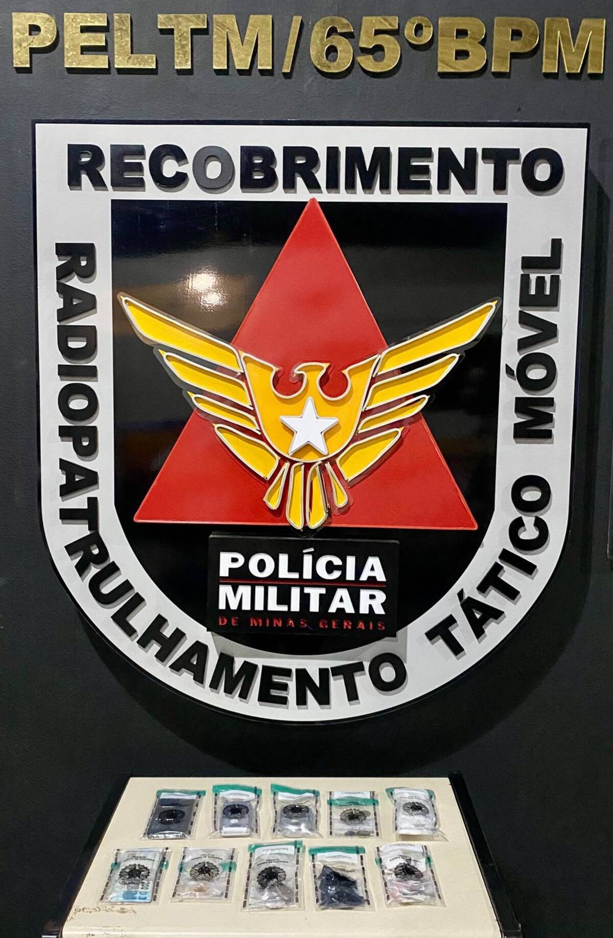 Dois homens são presos por tráfico de drogas durante operação da PM em Guanhães