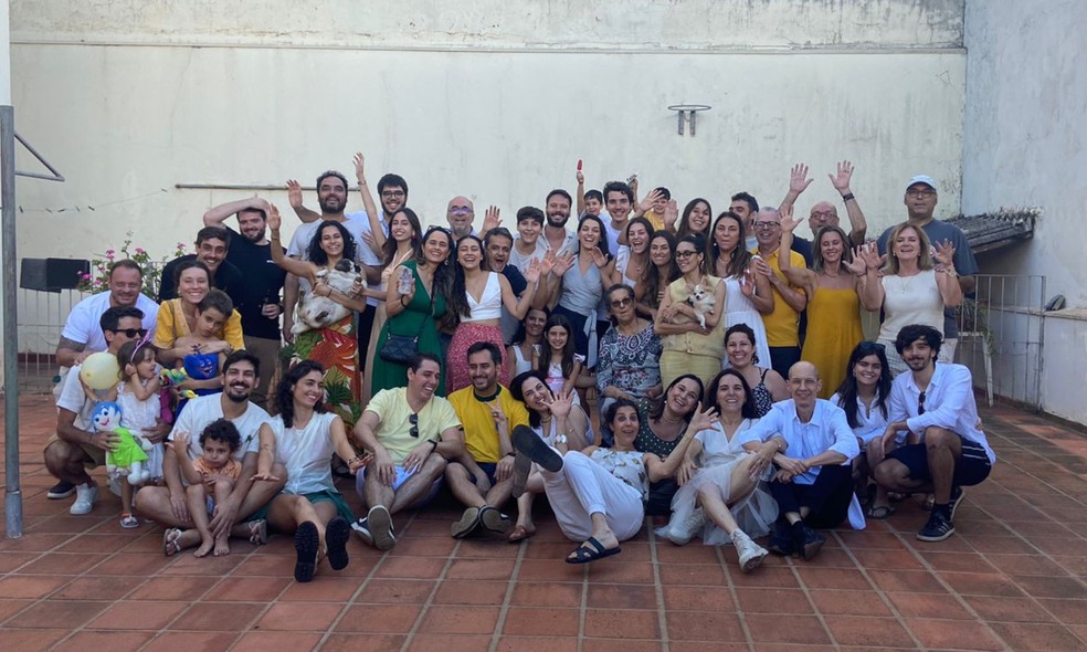 Cantora lança 1º disco musical aos 91 anos, com apoio da família — Foto: Família Novaes/Arquivo pessoal