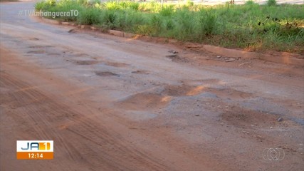 Motoristas e moradores da região do Água Fria, em Palmas, reclamam de situação de estrada