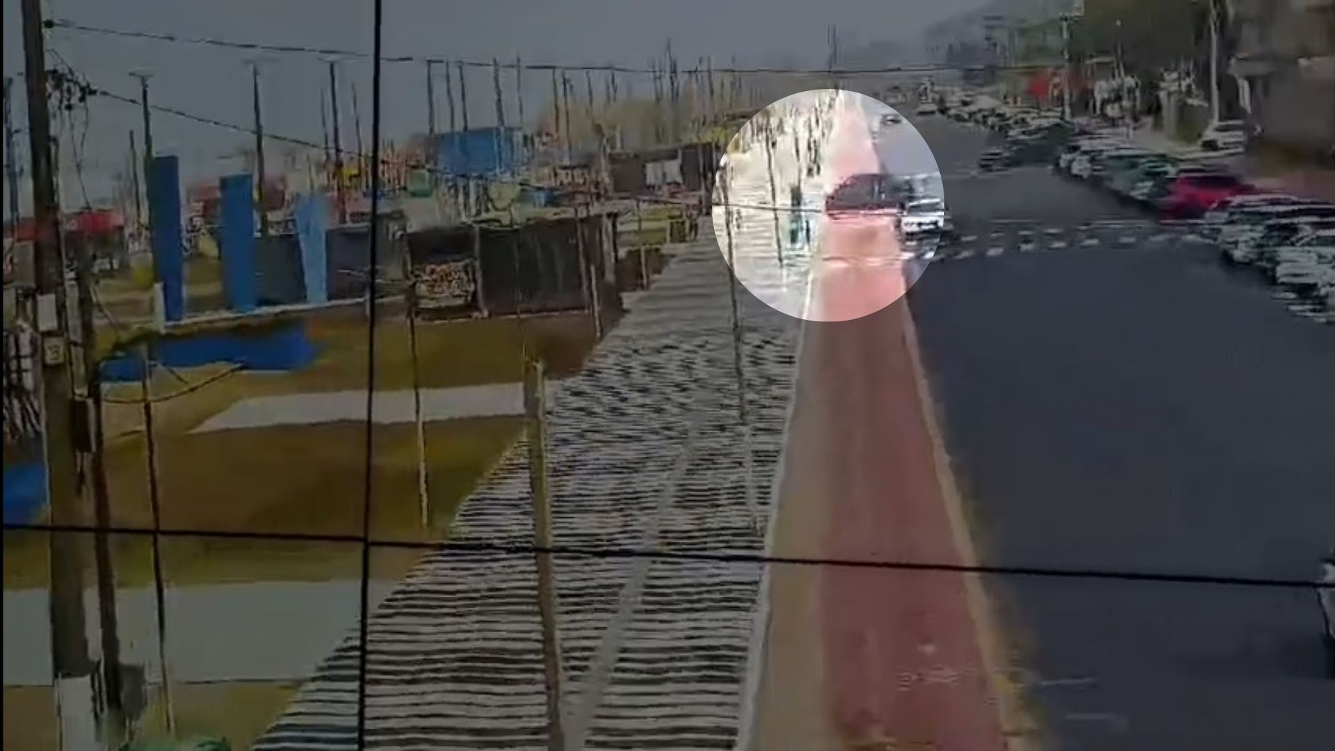 VÍDEO: Motorista invade calçadão, quase atinge pedestres, tenta fugir e é detido após perseguição no Litoral do RS