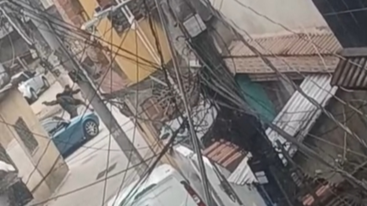 Policiamento é reforçado em Curicica após intenso tiroteio no Morro Dois Irmãos