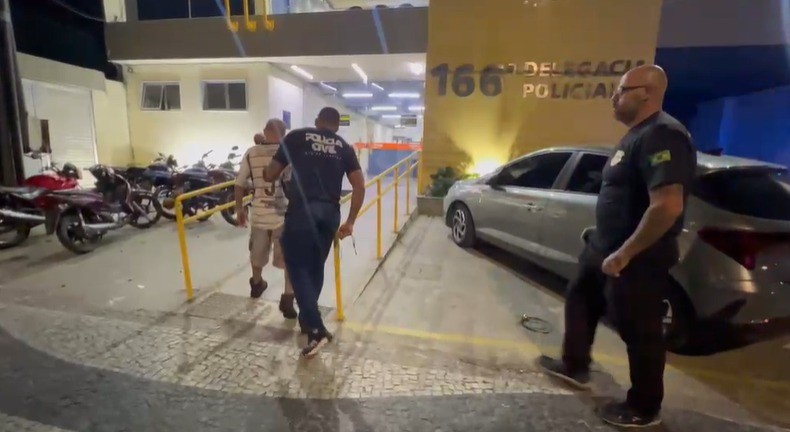 Homem é preso por pilotar moto embriagado em Angra dos Reis