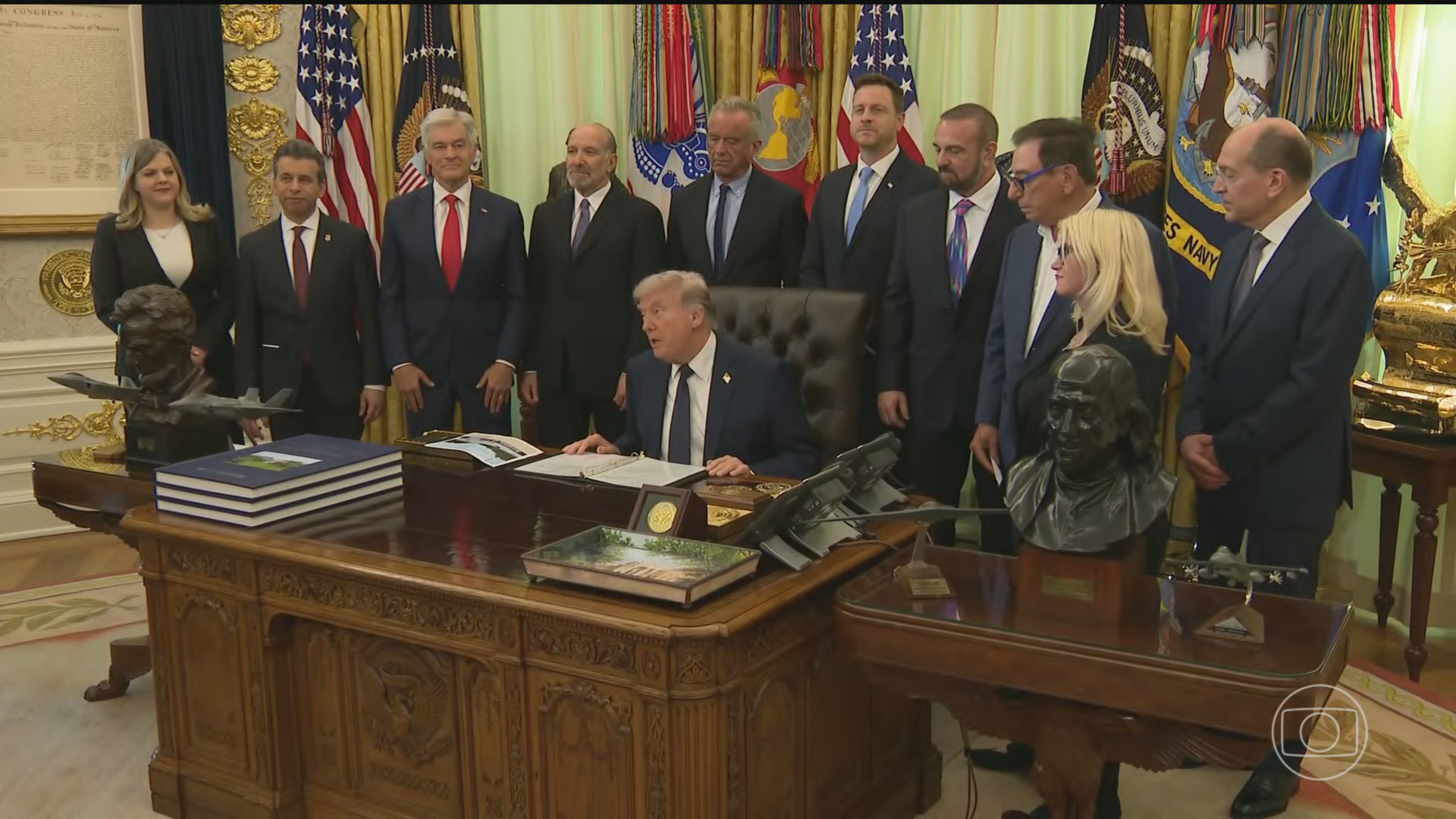 Na diplomacia de Donald Trump, distância entre a destruição de uma civilização inteira e a trégua é um post